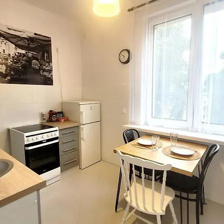 Happy Life - Apartment Next To Metro Station Warszawa Zewnętrze zdjęcie
