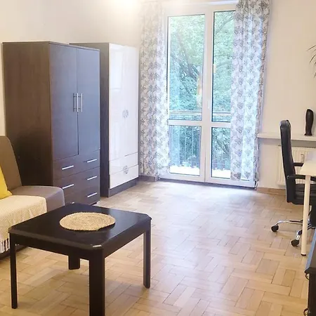 Happy Life - Apartment Next To Metro Station Warszawa Zewnętrze zdjęcie