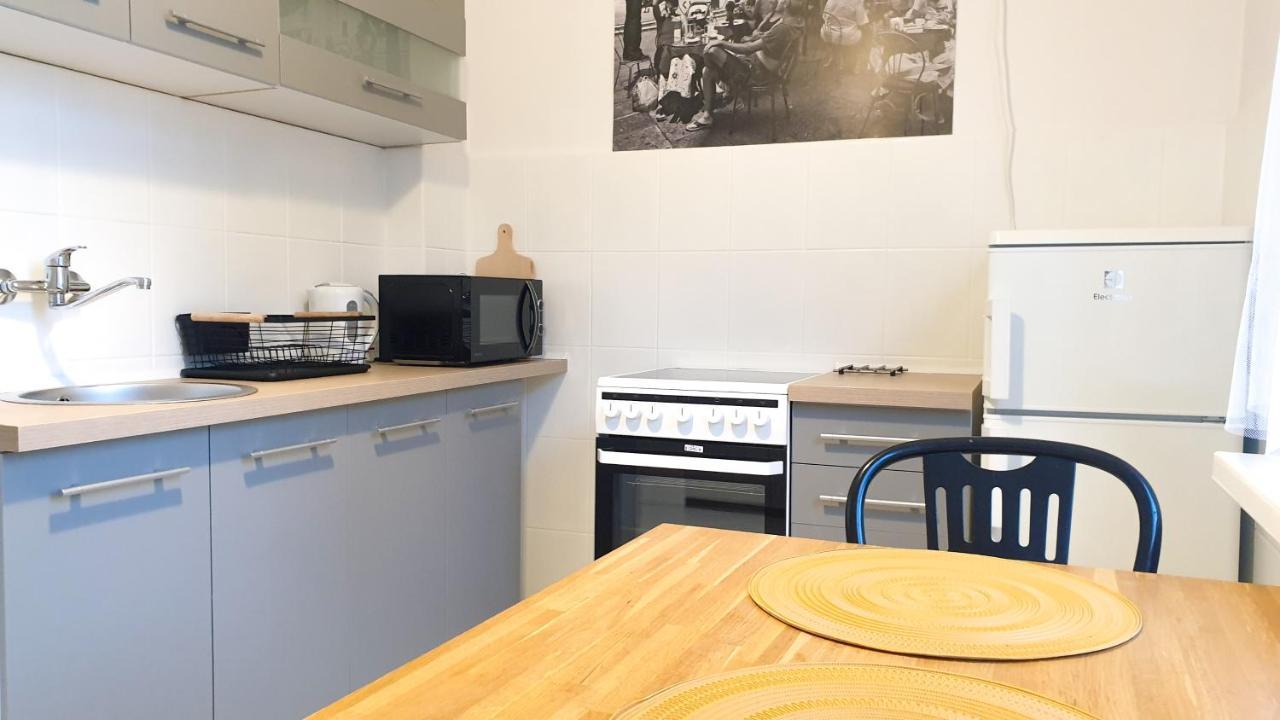 Happy Life - Next To Metro Station Apartamento Varsovia